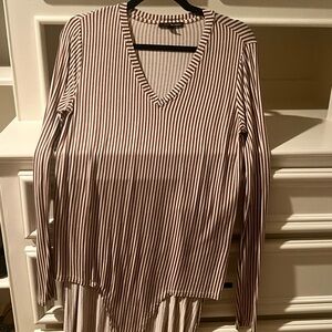 Striped V-Neck Long Sleeve Top